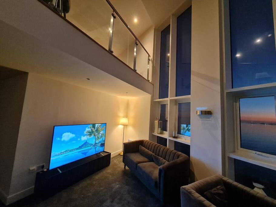 The Panoramic - The Finest Apartment In The City - By Tifa Stays Swansea Ngoại thất bức ảnh